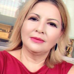 Meet your Posher, Roya